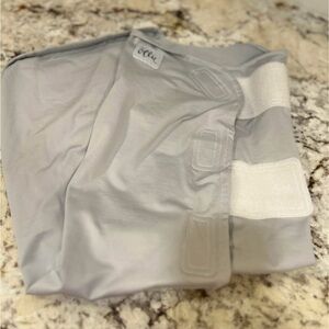 Ollie Swaddle - Gray